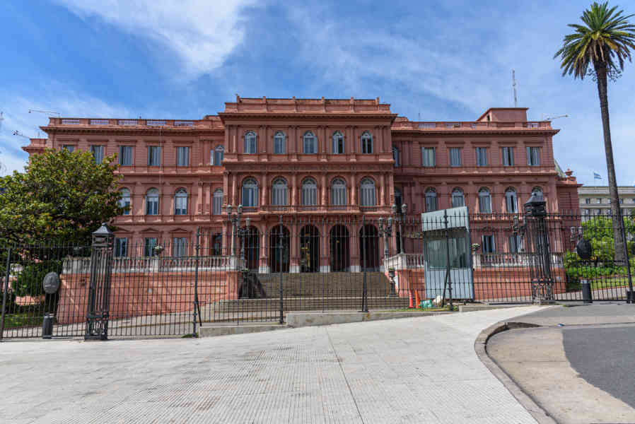 Argentina - Buenos Aires 008 - Montserrat - plaza de Mayo - Casa Rosada.jpg